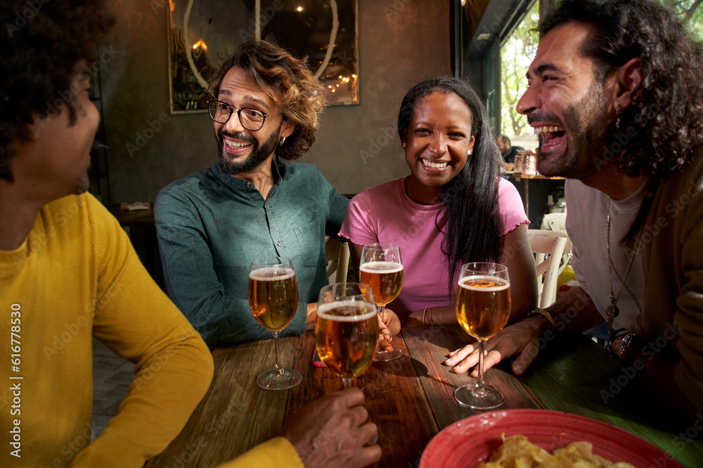 5 Tips to Navigating Workplace Happy Hours